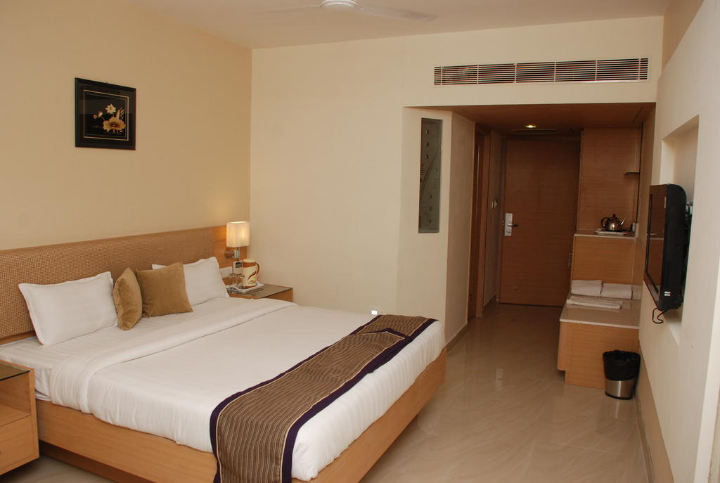 Pla Krishna Inn Tiruchirappalli Kamer foto