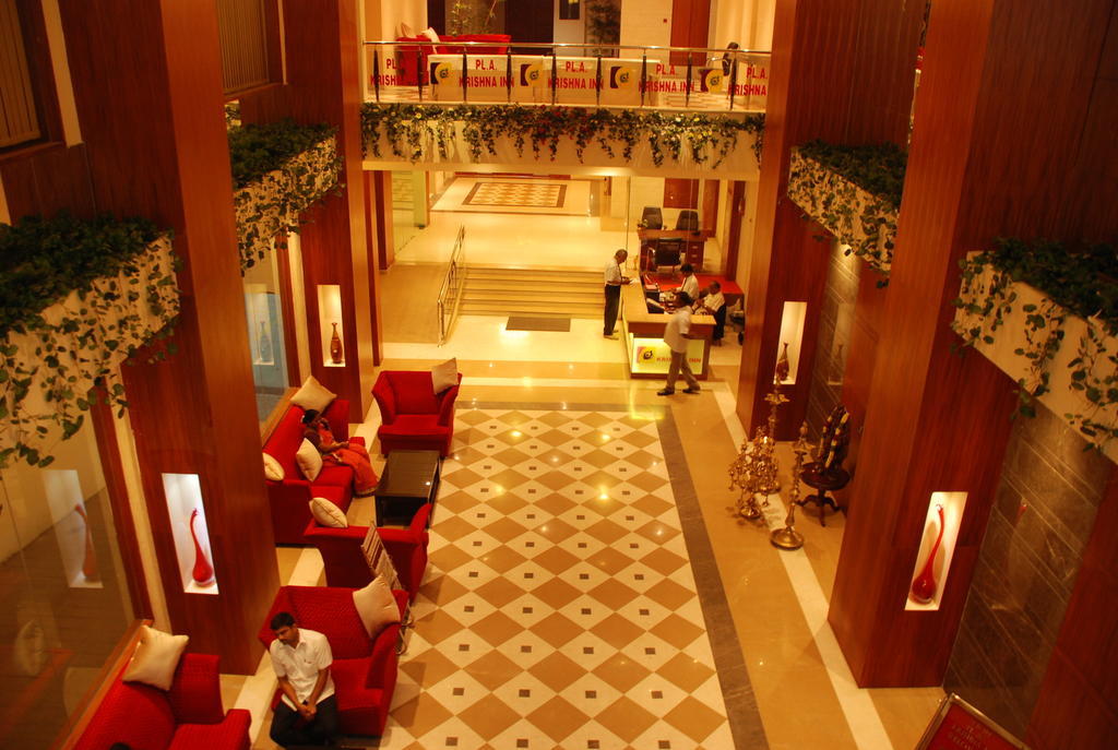 Pla Krishna Inn Tiruchirappalli Buitenkant foto
